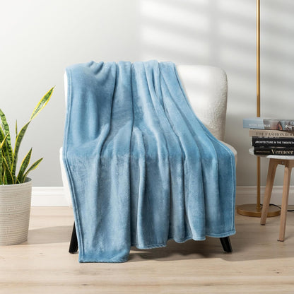 PAVILIA Dusty Blue Fleece Throw Blanket - Super Soft Flannel Couch Blanket | Cozy 50x60 Velvet Gift
