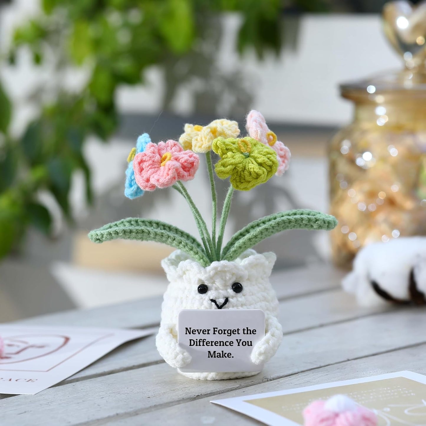 YOOJEE Forget-Me-Not Crochet Flower Potted Plant Gift