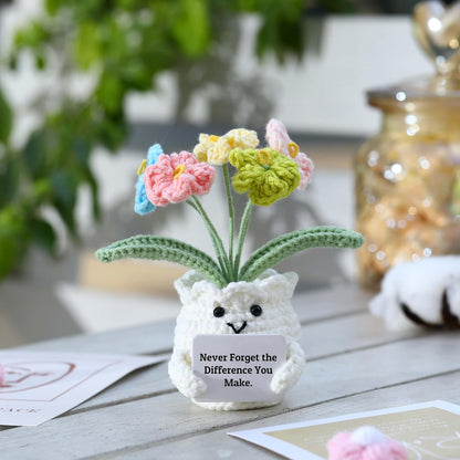 YOOJEE Forget-Me-Not Crochet Flower Potted Plant Gift