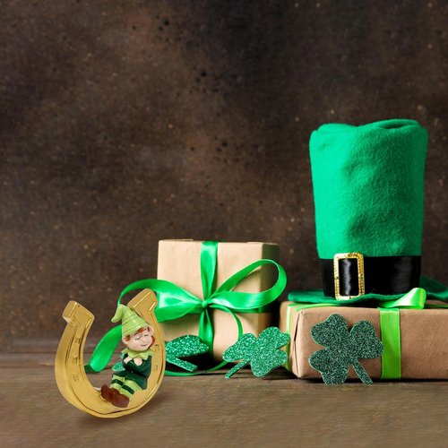 Gift Boutique St. Patrick’s Day Leprechaun Figurine - Lucky Charm Ornament on Golden Horseshoe for Home & Office Decor