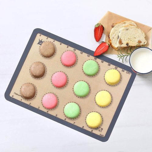 GUANCI Silicone Baking Mat Set of 4 - Non-Stick Reusable Bakeware for Pizza, Macarons, Cookies | Grey