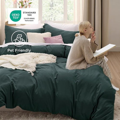 Bedsure King Size Duvet Cover Set - Extra Soft Prewashed Cotton-Like Polyester in Forest Green | 3 Pieces with Zipper Closure