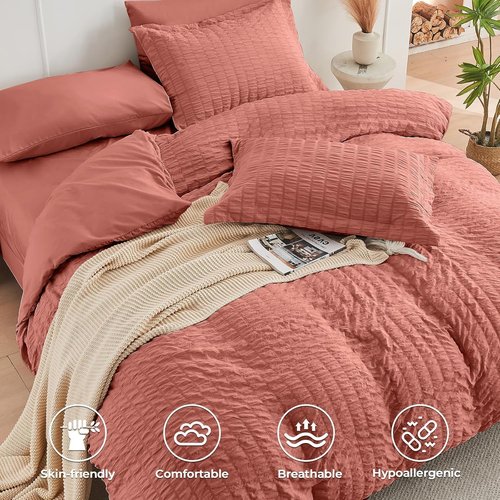 HYMOKEGE King Size Comforter Set - Luxury 7-Piece Seersucker Bedding Set for All Seasons | Includes Comforter, Sheets, Pillowcases & Shams