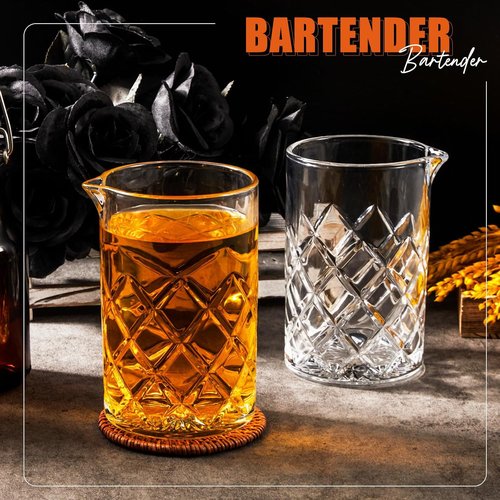 Dandat 4 Pcs Cocktail Mixing Glass 24 oz Crystal Stirring Glass Thick Bottom Seamless Cocktail Pitcher for Home Bartender Bar Whiskey Martini Drink Shaker Accessories (Grid)