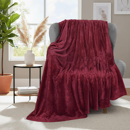 Utopia Bedding Fleece Blanket - Luxury Anti-Static Soft Microfiber Throw in Burgundy | 50x60 Inch