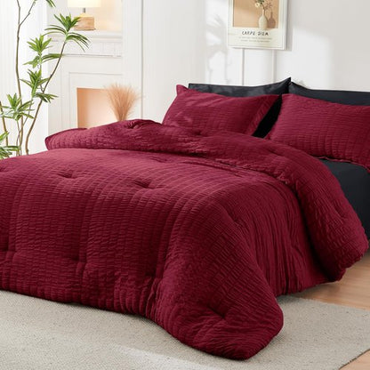 HYMOKEGE Red & Black Queen Comforter Set Seersucker 7 Pieces, All Season Luxury Bed in a Bag for Bedroom, Bedding Set with Comforters, Sheets, Pillowcases & Shams