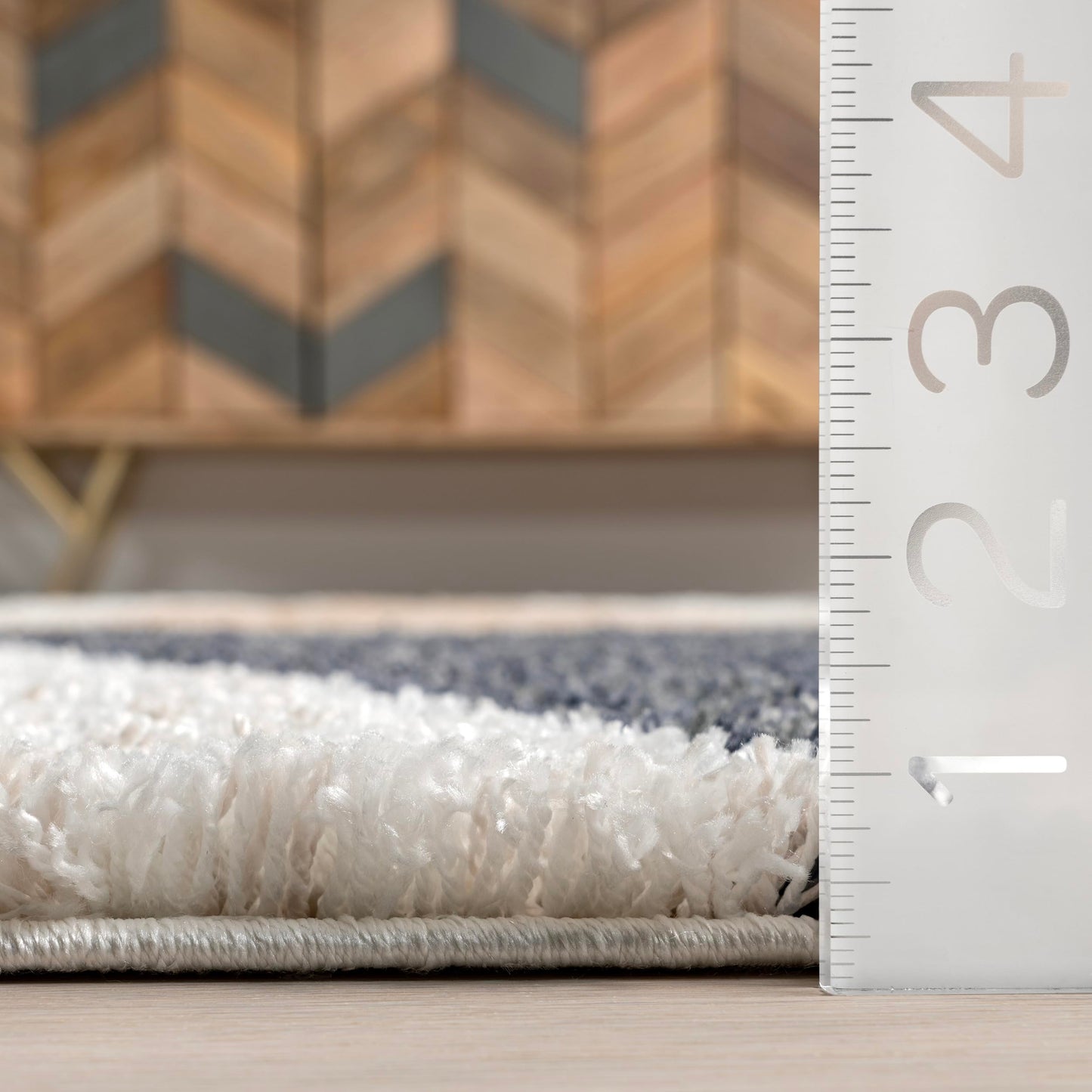 nuLOOM Kali Shaggy Diamond Tassel Clearance Area Rug, 4x6, Blue