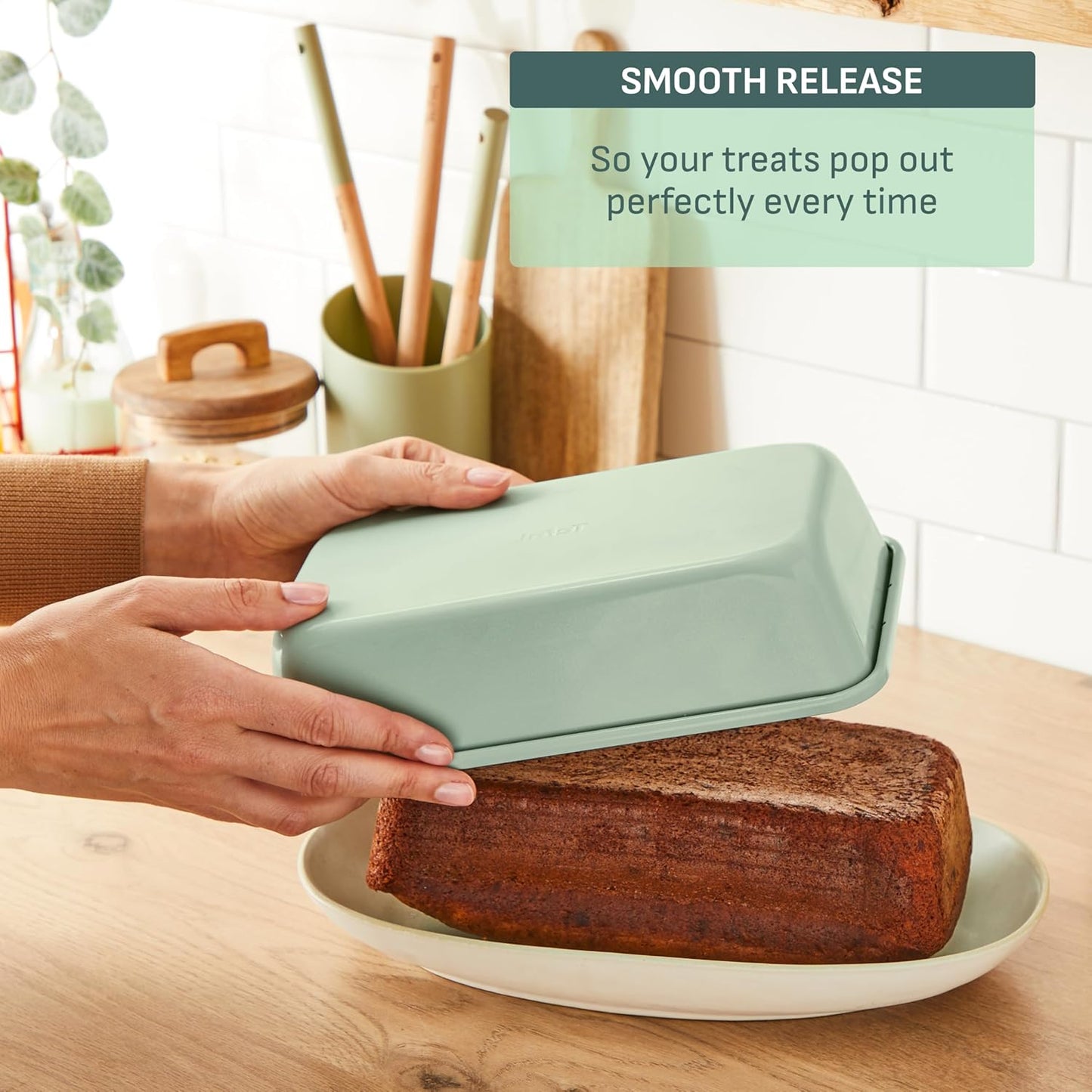 T-fal Ceramic Nonstick Baking Pans Set - 5 Pieces, Stackable Bakeware in Mint Green for Muffins & Roasting