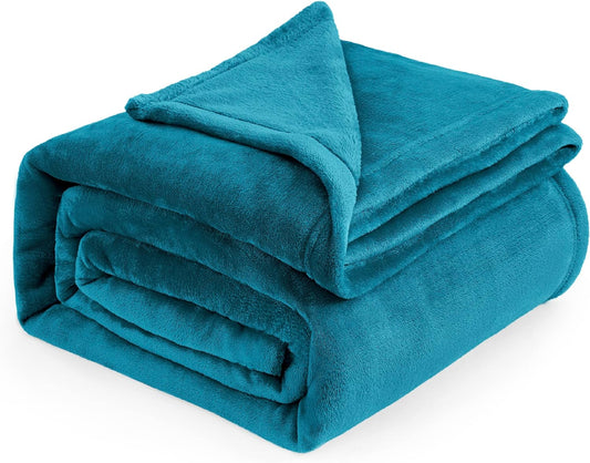 Bedsure GentleSoft Fleece Blanket - Queen Size Teal Plush Microfiber, Soft & Cozy 90x90 Inches