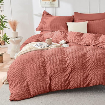 HYMOKEGE Queen Comforter Set - 7-Piece All-Season Luxury Bedding Set in Seersucker Design