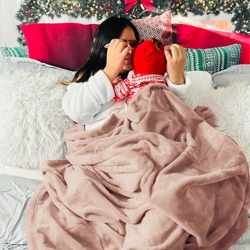 Bedsure GentleSoft Fleece Blanket - Lightweight Plush Cozy Twin Size Dusty Pink, 60x80 Inches