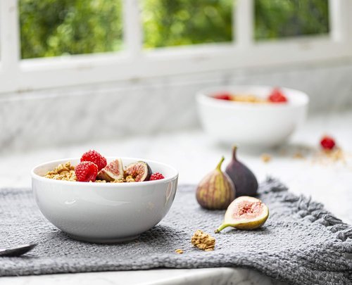 KooK Ceramic Cereal Bowls - Microwave & Dishwasher Safe Porcelain Dishes - 24 oz Marshmallow White (Set of 4)