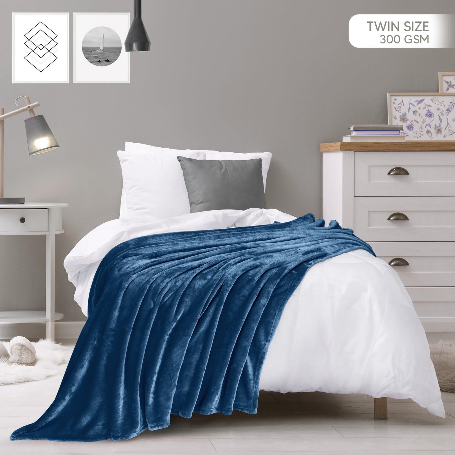 Utopia Bedding Fleece Blanket Twin Size Royal Blue 300GSM Luxury Anti-Static Fuzzy Soft Microfiber Bed Blanket (60x80 Inch)