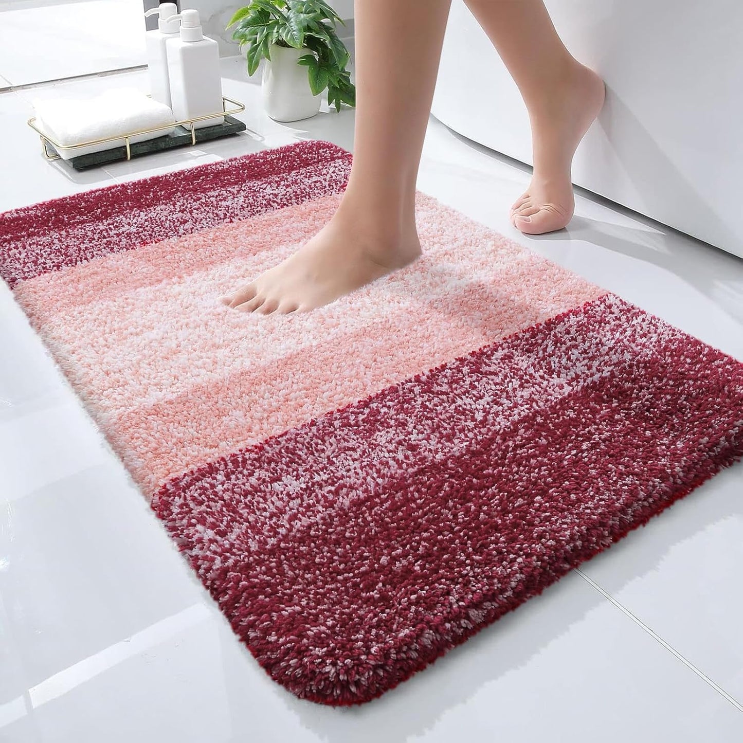 OLANLY Bathroom Rugs - Extra Soft Microfiber Mat with Rubber Backing | Quick Dry, Machine Washable, 24x16 in Red