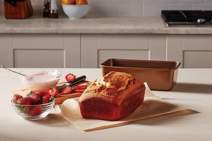Calphalon Nonstick Bakeware - Rectangular Cake Pan | 9-Inch x 13-Inch for Effortless Baking