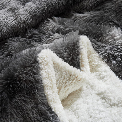 Luxury Faux Fur Shaggy Fluffy Comforter Set King Size Mixed Black and White Long Hair, 3 Pieces Plush Flannel Sherpa Backing Reversible Soft Microfiber Bedding Set Super Warm for Winter