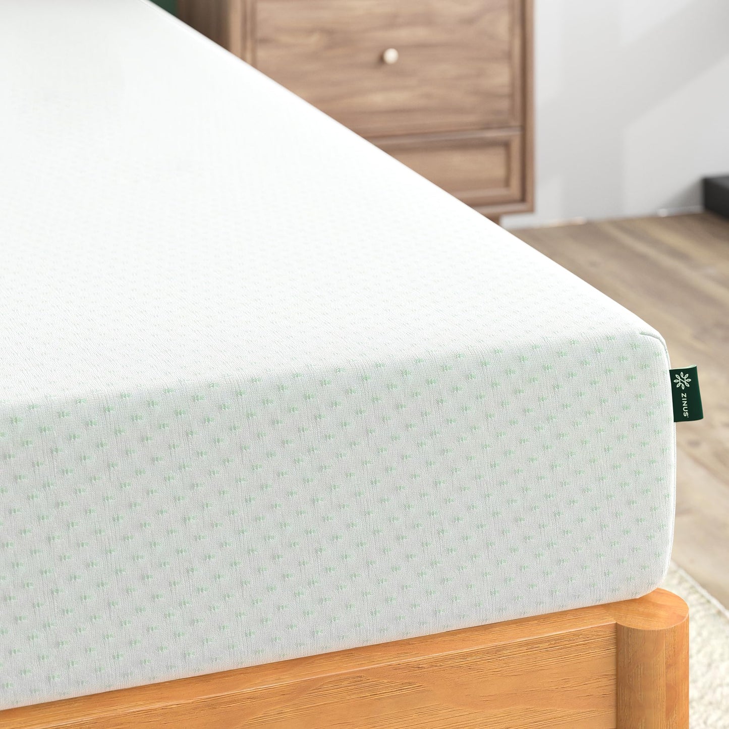 Zinus 6 Inch Green Tea Memory Foam Mattress, Short Queen, Fiberglass Free, Patented Custom Contour Support, Sturdy Base Foam, CertiPUR-US Certified, Mattress in A Box, White