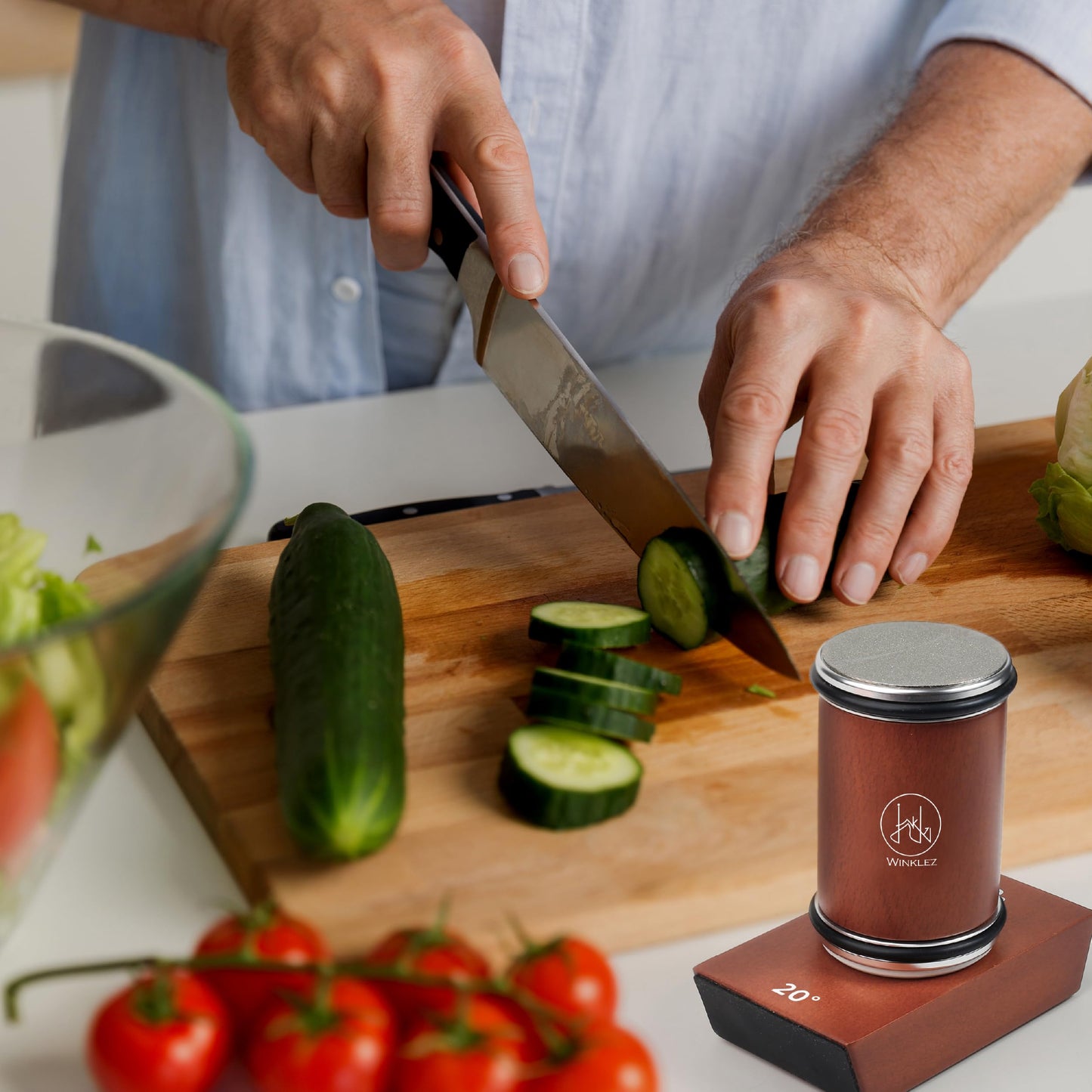 Winklez Rolling Knife Sharpener with Diamond and Ceramic Discs, Kitchen Knife Sharpener with 15° & 20° Magnetic Angles, Strong Knife Sharpening Kit (Brown)