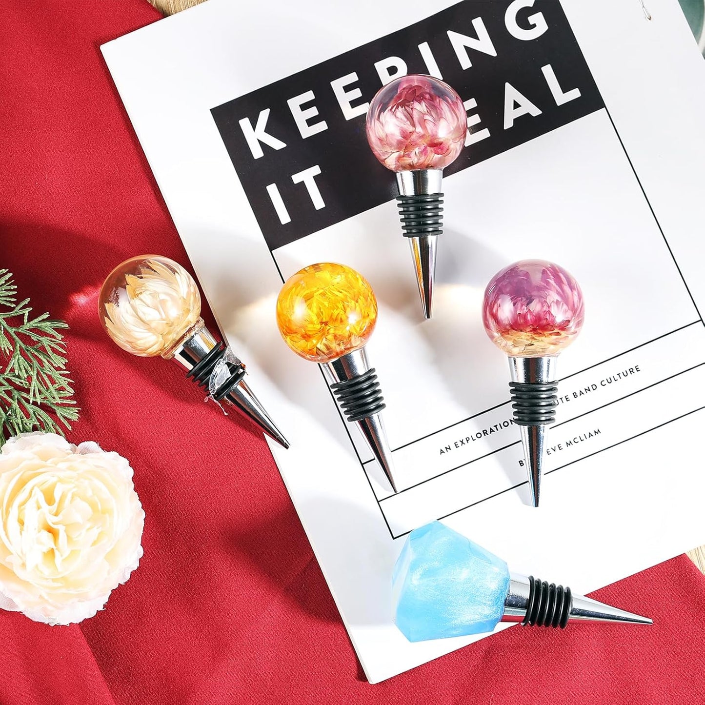 Resin Flower Wine Stopper, Floral Wine Bottle Stopper Decor, Cute Wine Stoppers for Wine Bottles for Wedding,Holiday,Birthday,Party and Gift (purple)