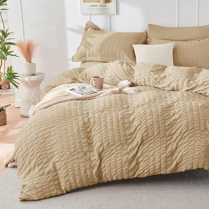 HYMOKEGE King Size Comforter Set - Luxury 7-Piece Seersucker Bedding Set in Khaki | All-Season Comfort