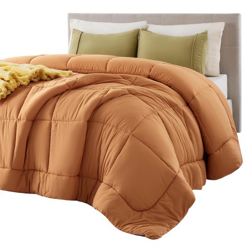 Bedsure Comforter Duvet Insert - Quilted Comforters Full Size, All Season Duvet, GentleSoft Down Alternative Bedding, with 8 Tabs, Gifts for Women/Men, Burnt Orange, Full 86 x 82 Inches