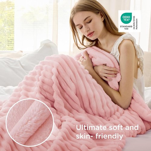 Bedsure GentleSoft Fleece Blanket - Super Soft Coral Pink Throw for Couch, 50x70 Inches