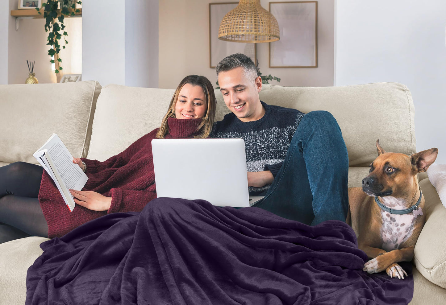Utopia Bedding Fleece Blanket Full Size Purple 300GSM Luxury Fuzzy Soft Anti-Static Microfiber Bed Blanket (90x84 Inch)
