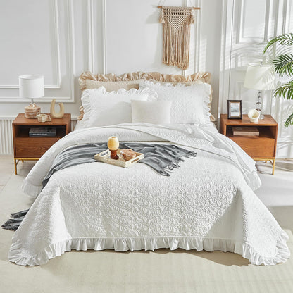 Ruffled Quilt Set California King Size 100 * 114 in - 3 Pieces Solid Shabby Chic Farmhouse Ruffle Bedding Rustic Coverlet & Sets Lightweight Fluffy Summer Oversized Bedspread with Shams - White