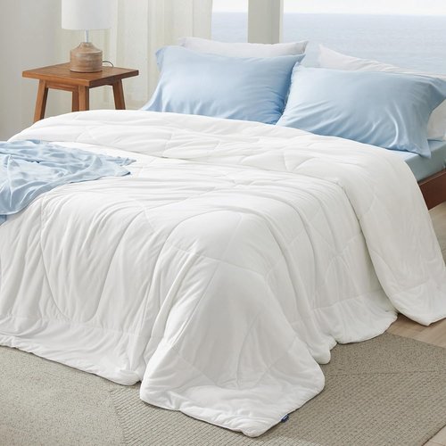 Bedsure Cooling Comforter - King Size GentleSoft Moisture-Wicking Blanket for Hot Sleepers | Breathable Dual-Sided White Duvet Insert, 102x90 Inches