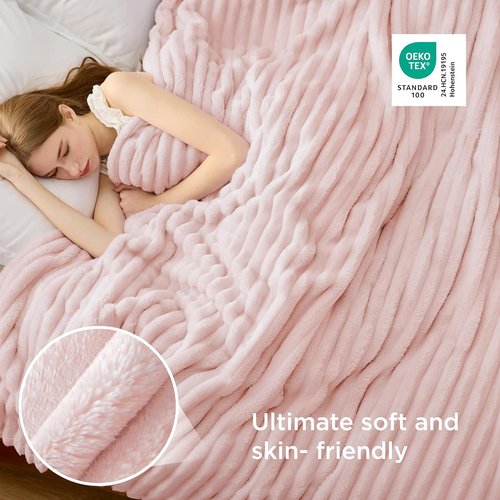 Bedsure GentleSoft King Size Blanket - Cozy Crystal Pink Fleece Throw, 108x90 Inches for Ultimate Comfort