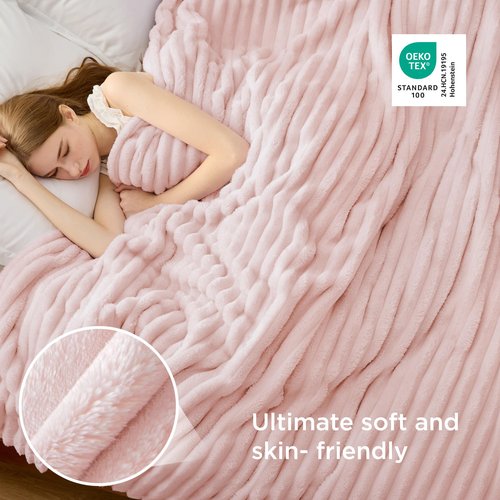 Bedsure GentleSoft Crystal Pink Full Blanket for Bed - Cozy Soft Blankets for Women, Cute Large Throws for Girls, 84x90 Inches