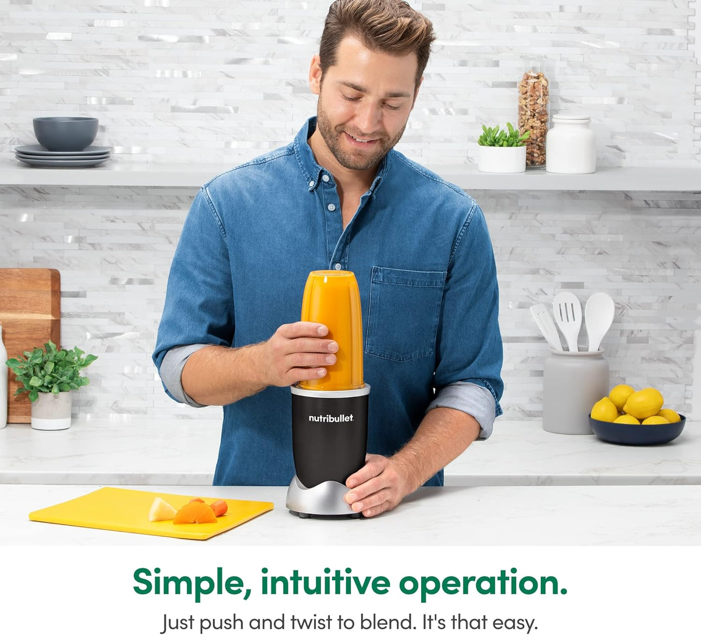 NutriBullet Pro 13-Piece Blender Set - Powerful 900W Motor in Sleek Onyx Black