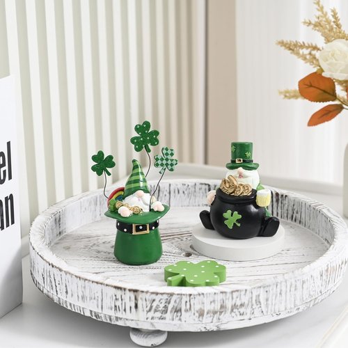 AOMOONOA St. Patrick’s Day Gnomes - 2Pcs Resin Leprechaun Figurines with Coins & Clover for Festive Decor