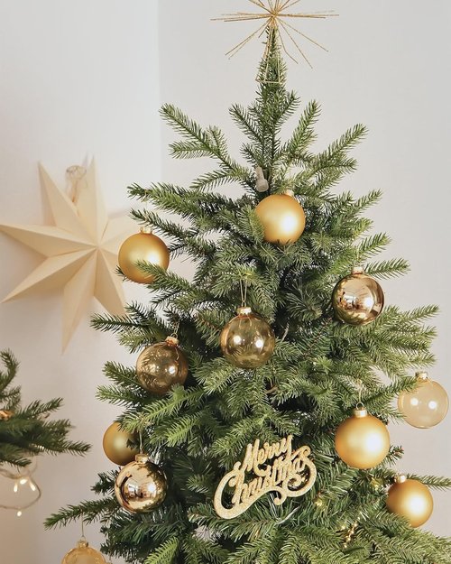 DN DECONATION Gold Glass Christmas Ornaments - Set of 9 Hanging Baubles for Tree Decoration | 3.15" Size