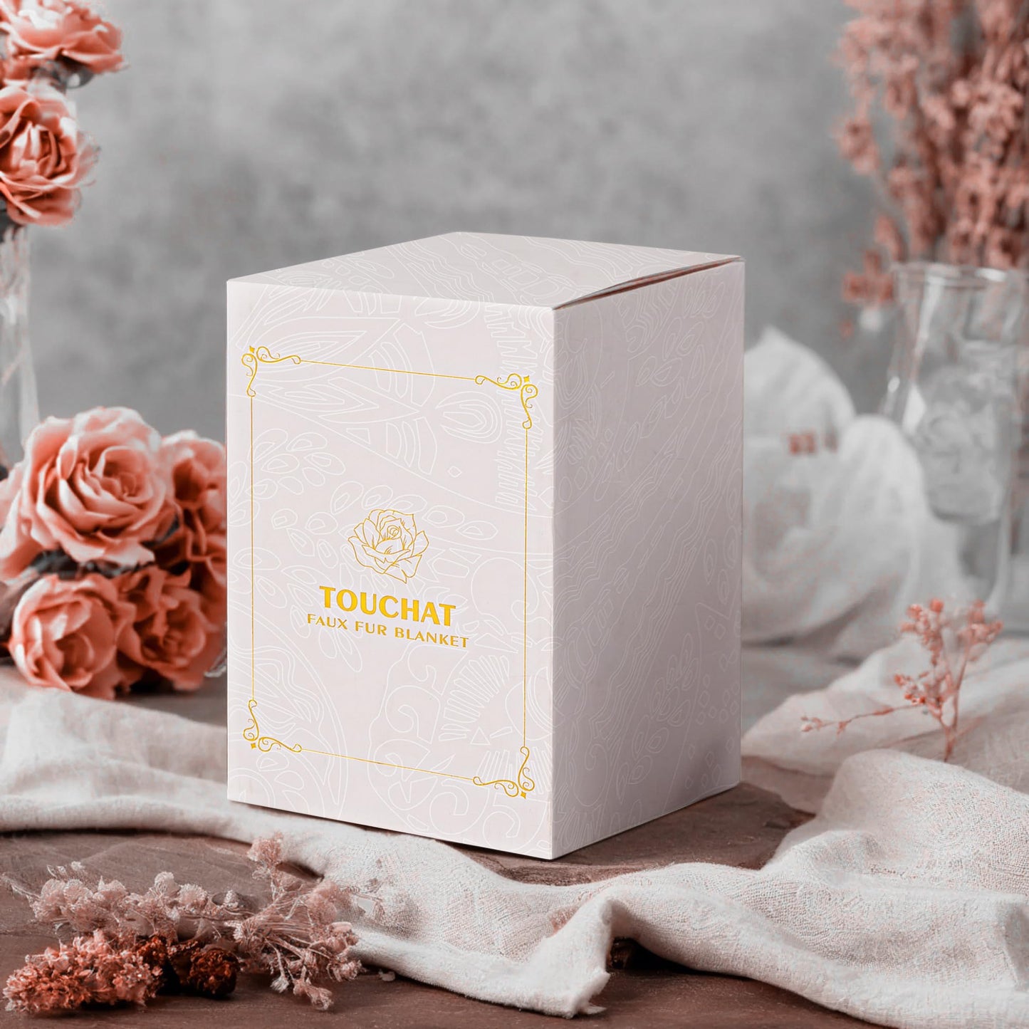 Touchat Luxury 1000GSM Faux Fur Throw Blanket, Super Heavy Thick Warm Cozy Blankets for Couch Bed Sofa, Plush Fuzzy Elegant Soft Reversible Mink Blanket for Living Room Bedroom, 50''x60'',White&Grey