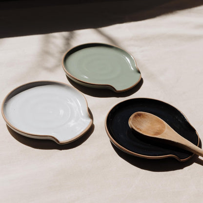 Skiennix Ceramic Spoon Rest - Stylish & Easy-to-Clean Spoon Holder for Kitchen Countertop | Dishwasher Safe