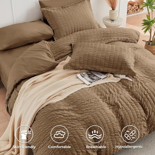 HYMOKEGE Queen Comforter Set - 7-Piece Seersucker Luxury Bedding Set for All Seasons | Brown