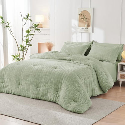 HYMOKEGE Light Green California King Comforter Set Seersucker 7 Pieces, All Season Luxury Bed in a Bag for Bedroom, Bedding Set with Comforters, Sheets, Pillowcases & Shams