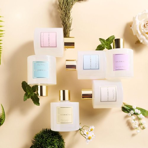 Cocorrína Reed Diffuser - Wild Mint & Eucalyptus | 6.7 Fl. Oz Set with Sticks & Preserved Baby's Breath for Home Decor