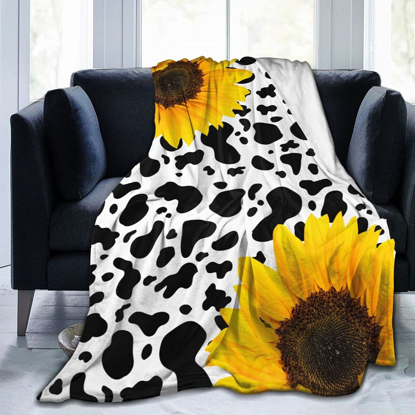 Majoug Cow Print Sunflower Throw Blanket Flannel Fleece Bed Blanket Cozy Air Conditioning Blanket Plush Blanket for Bedroom Living Sofa Car 50"x40"