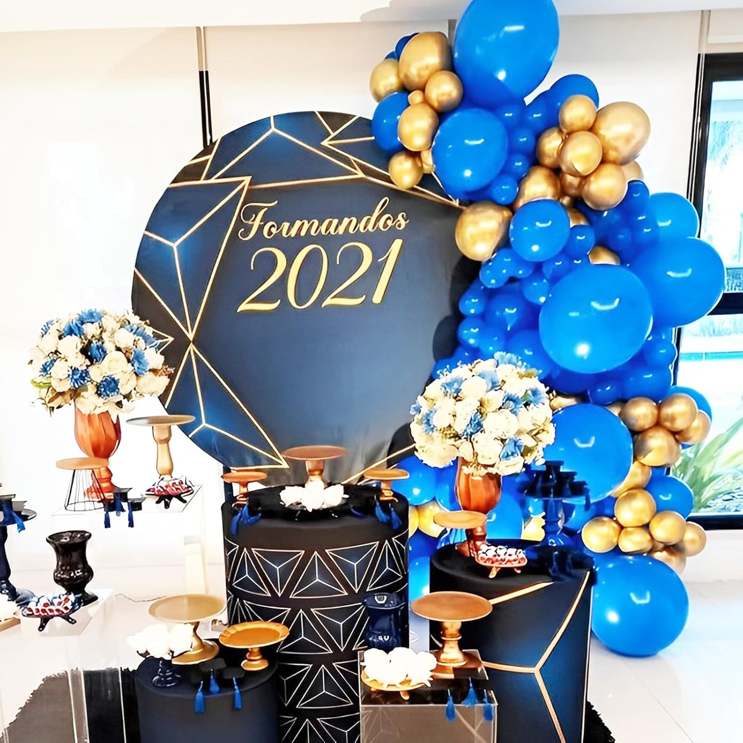 Voircoloria Royal Blue Balloon Garland Kit - 90 Pack in Various Sizes for Graduation, Weddings & Parties