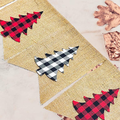 Buffalo Plaid Christmas Burlap Banner Garland with Tassels - 13x18cm Holiday Wall Decor