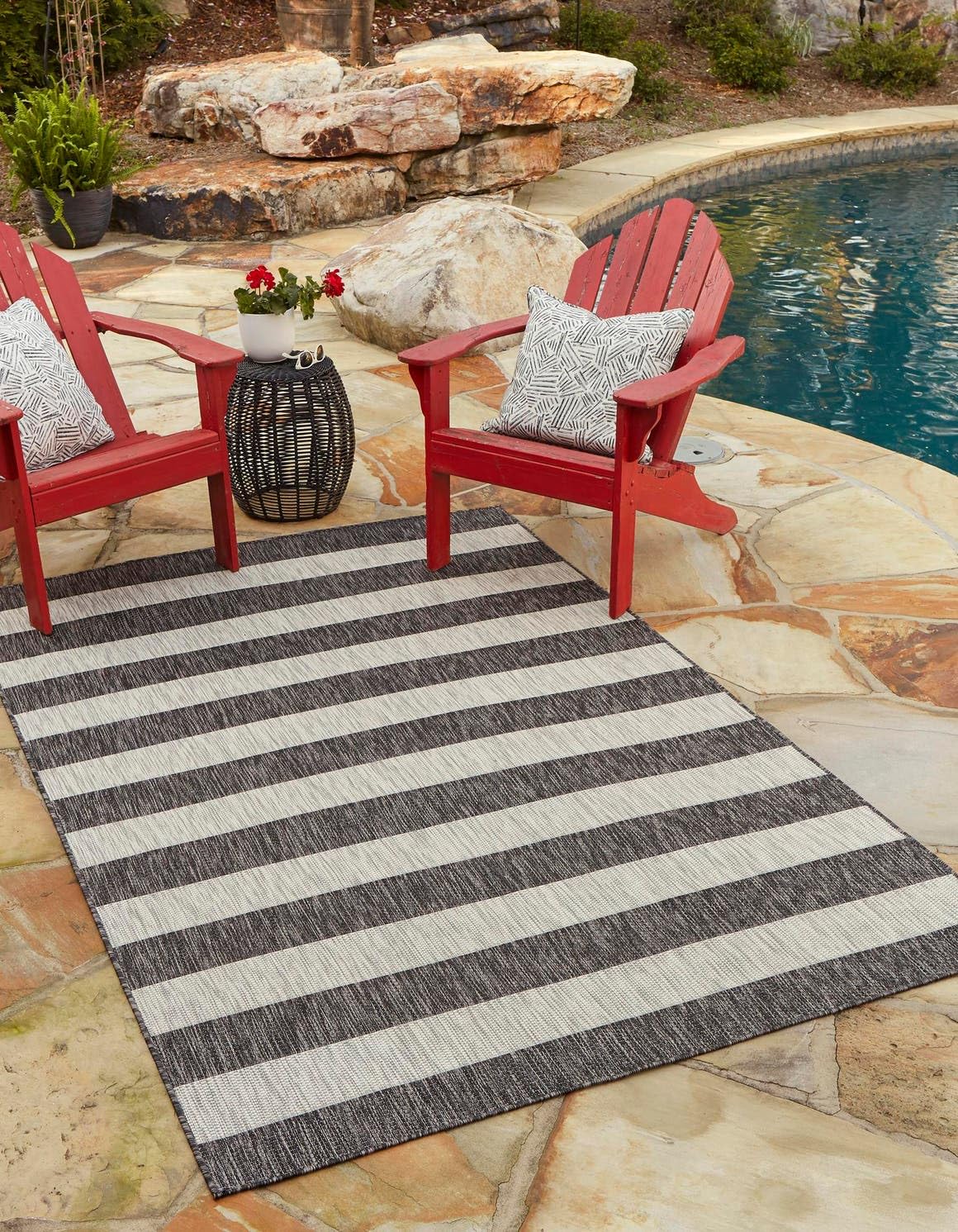 Unique Loom Outdoor Striped Collection Area Rug - Distressed Stripe (5' 1" x 7' 1" Rectangle Charcoal Gray/Ivory)