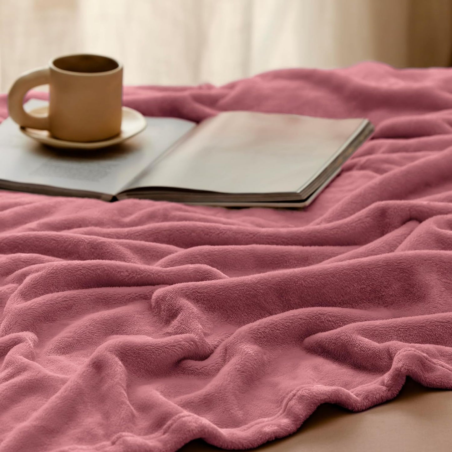 Bedsure GentleSoft Fleece Blanket - King Size Dusty Rose, Soft & Cozy Lightweight Microfiber, 108x90 Inches