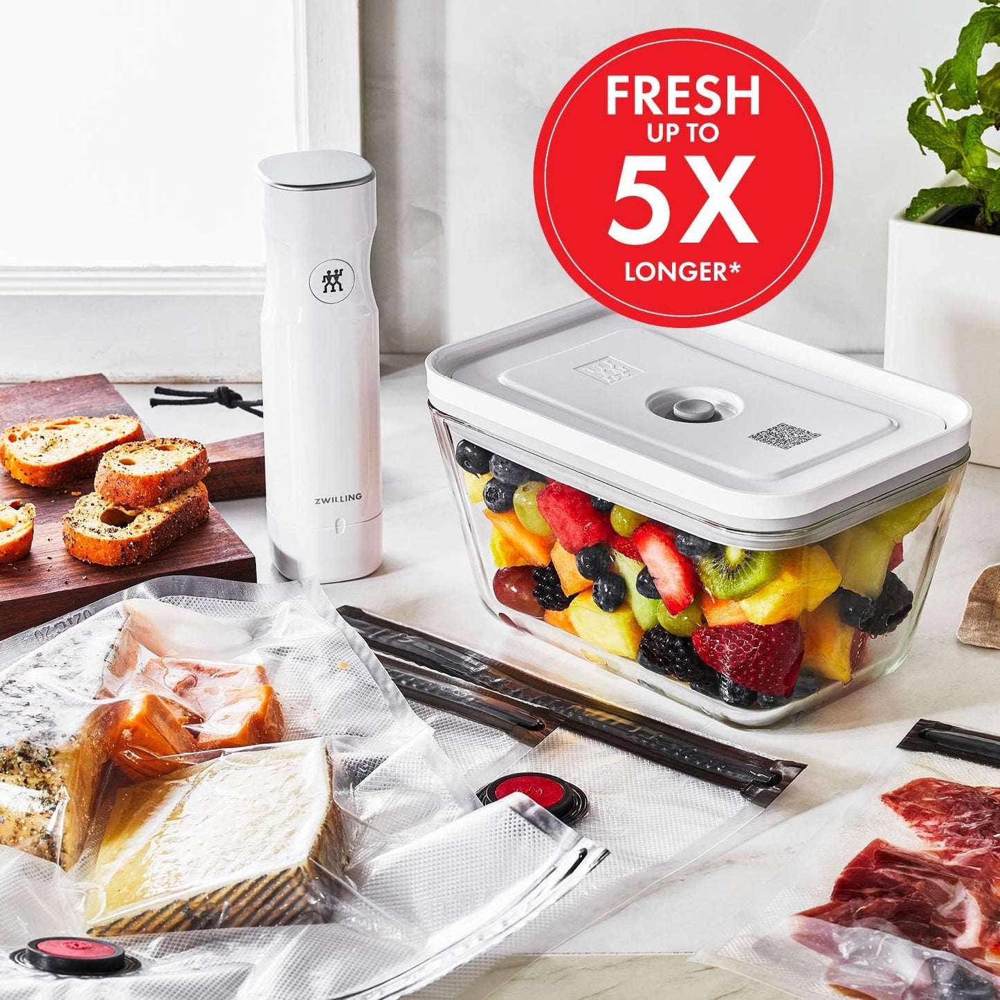 ZWILLING Fresh & Save Vacuum Sealer Machine - Airtight Food Storage Set with Glass Containers & Sous Vide Bags