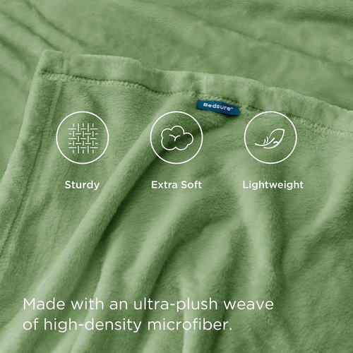 Bedsure GentleSoft Green Fleece Blanket - Soft, Lightweight Plush Queen Size, Emerald, 90x90 Inches