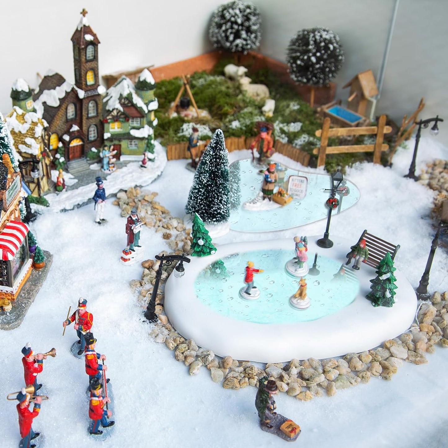 Sieral Miniature Christmas Village Pond - 6-Piece Ice Skating Rink Figurines Set | 4-Inch Decor