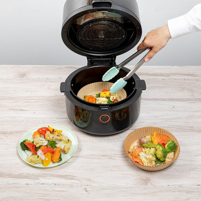 Restaurantware Air Fryer Liners - No-Stick Silicone Coating, 100 Round, 6.3 x 6.3 Inch, Food-Grade Paper