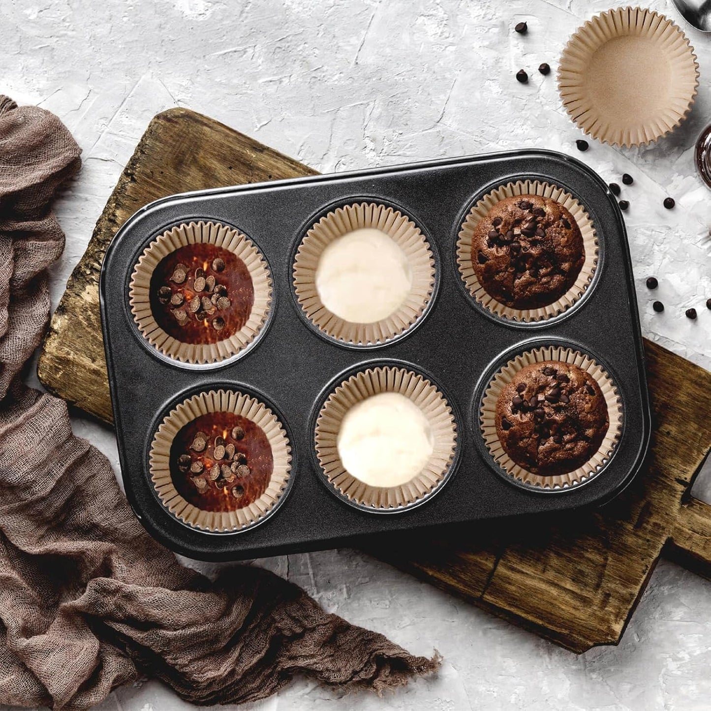 Regine Switzerland Cupcake Liners - Natural Baking Cups for Muffins | 200 Pack