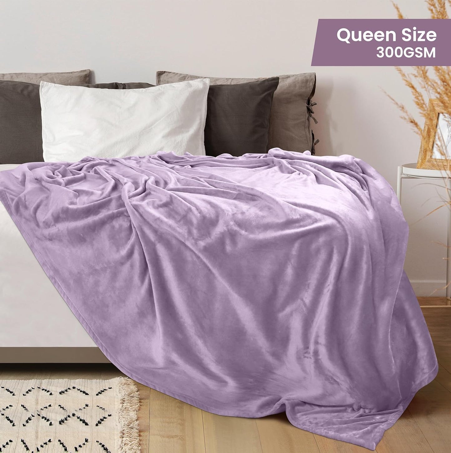 Utopia Bedding Fleece Blanket - Luxury Soft Microfiber Queen Size in Lilac | 300GSM Anti-Static (90x90 Inch)